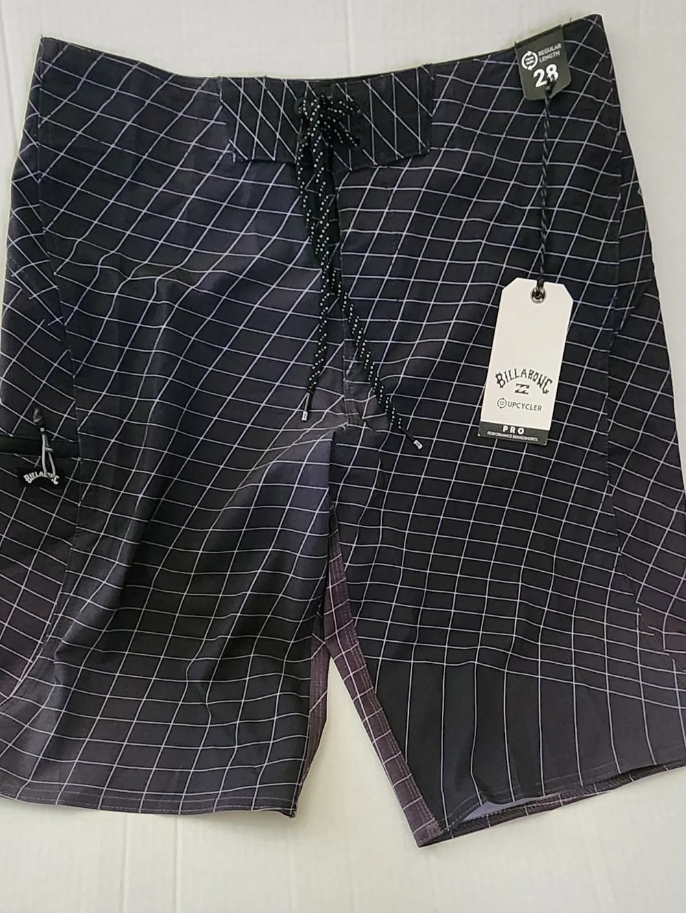 Billabong Black and Purple Grid Men's Fluid Pro Boardshorts 28 NWT